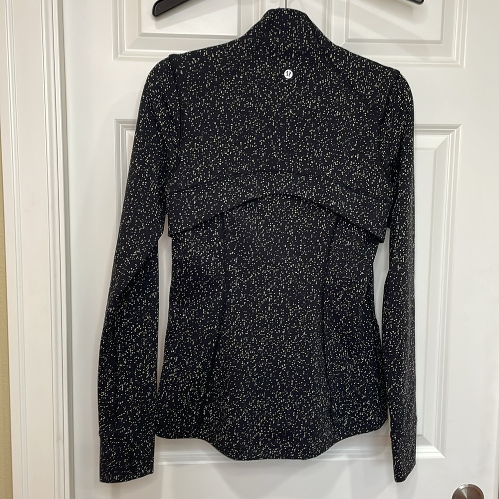 Lululemon Define Pullover Half Zip Pocket Size 8 … - image 7